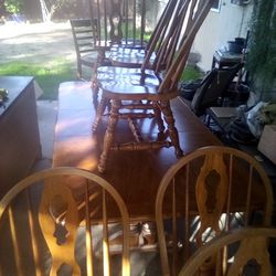 Table Set Made Of Heavy Wood Pi