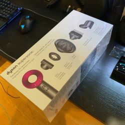 Dyson Supersonic Hairdryer. The Full Kit Price Is Firm