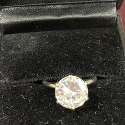 18K. Rose Gold Engagement Ring Set With 2 Cts Diamond