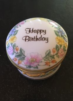 Trinket box