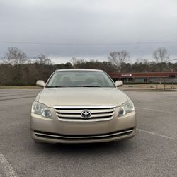 2005 Toyota Avalon