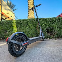 Electric scooter