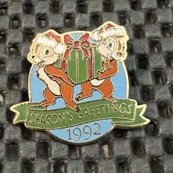 1992 Disneyland Christmas Day Employee Pin