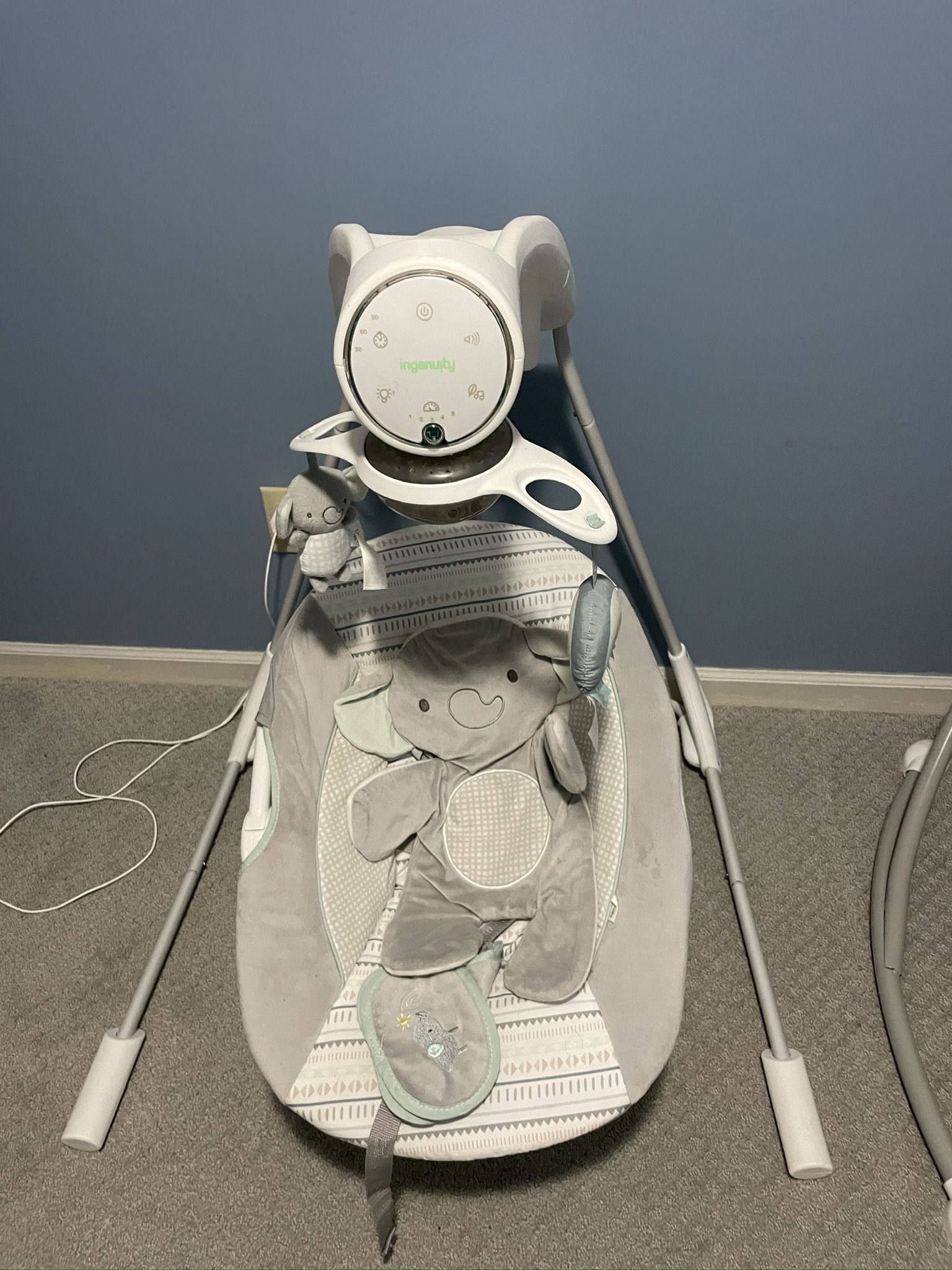 Baby swing