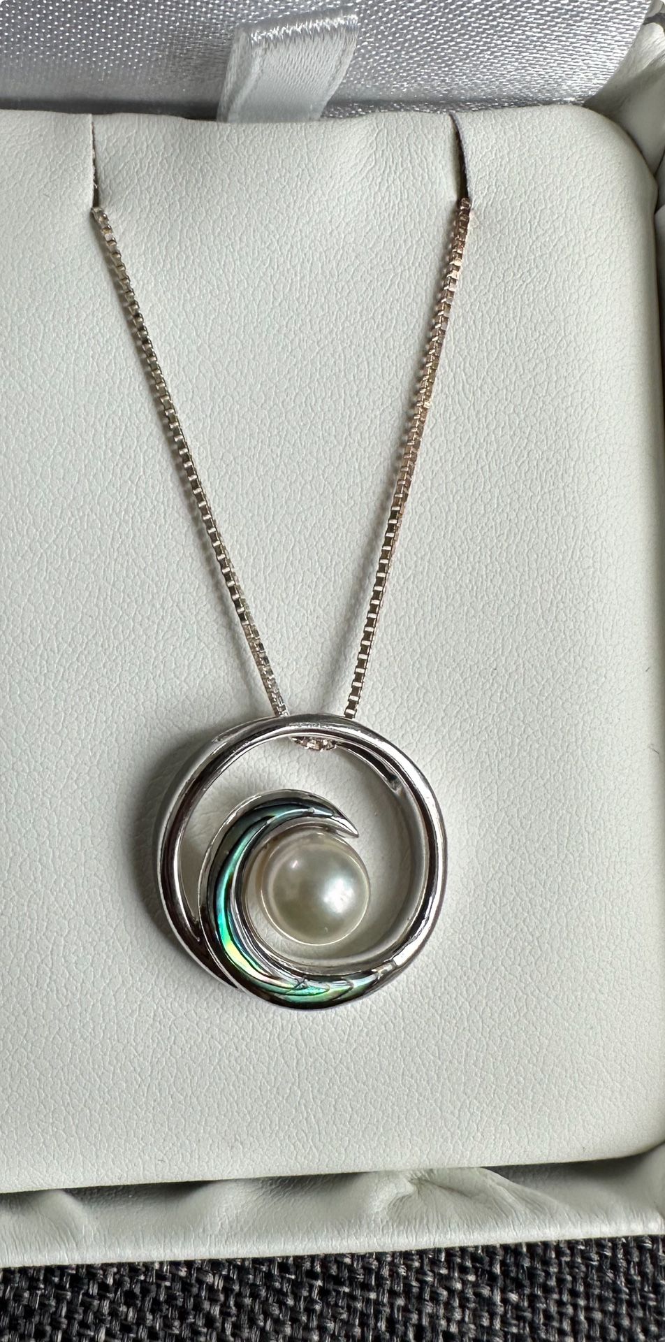 SALE! Na Hoku Pearl Factory silver wave pendant with abalone and creamy white Akoya pearl 