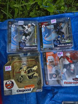 Hockey Figurines!