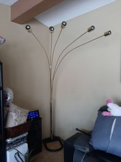 🌻 Sofa lamp