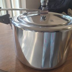 New Pressure Cooker 