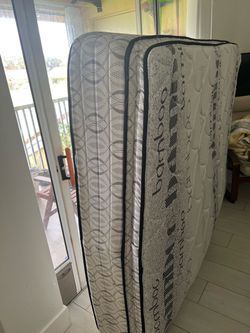 Queen mattress