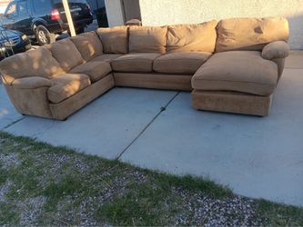 Three Piece Sectional Sofa Couch-DELIVERY AVAILABLE !