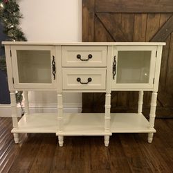 White Wooden Sideboard/Entry table