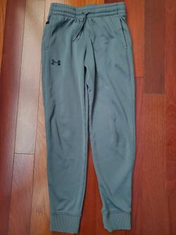 Under Armour youth grey track pants sz YLG