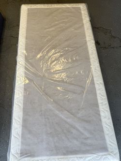 Twin XL Box Spring !!!!