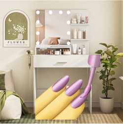 Vabches Small Vanity Desk with Mirror and Lights