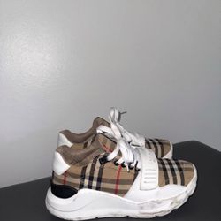 Burberry Shoes