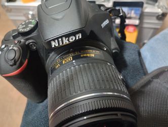 Nikon D3500 DSLR $600 OBO