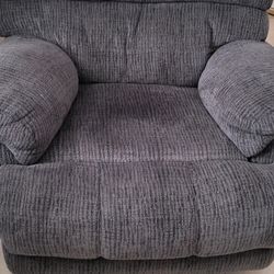 Set of 2 Matching Gray Recliners – Super Comfy!