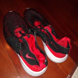 Nike Size 12 Used 4 Times In Very Good Condition