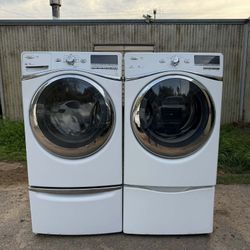 Whirlpool Washer And Gas Dryer 