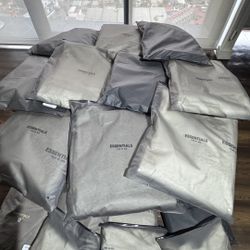 Hoodies Essentials  ss22