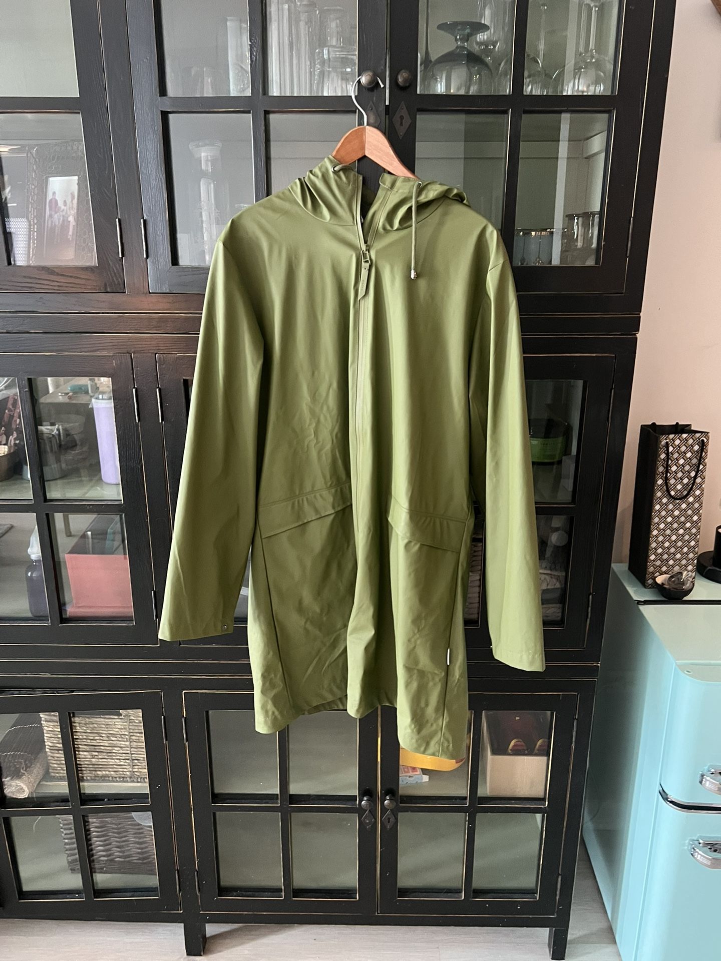 Rains Green Raincoat  L