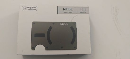 Ridge MagSafe Wallet – Matte Olive – New
