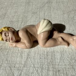 Vintage Ceramic Art Studio Winney Sleeping  Baby