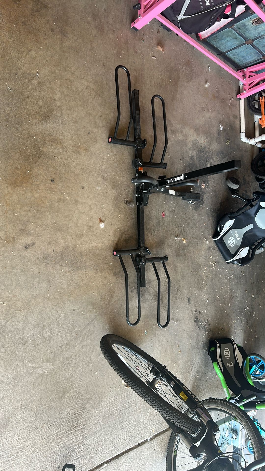 Reese Explore Bike Rack