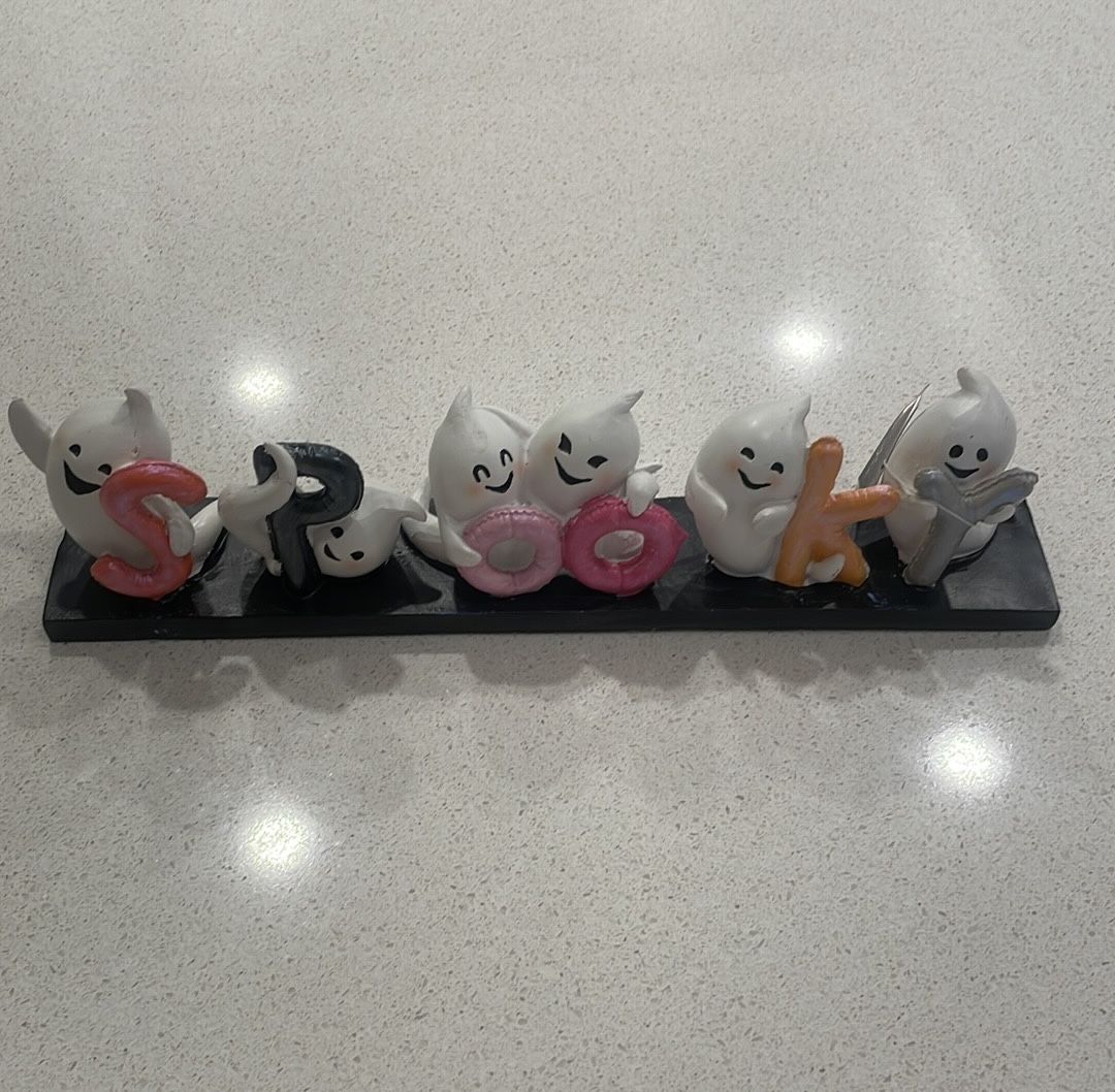 Spooky Halloween Decor