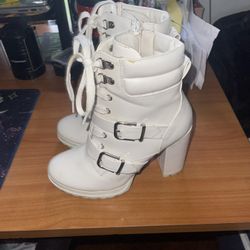White heeled ankle boots in women’s 8