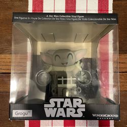 Disney Parks Exclusive Wonder Ground Star Wars Grogu Figure