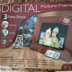 SmartParts digital photo frame