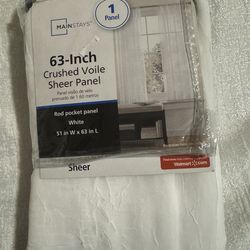 Sheer curtain