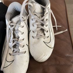 Nike Cleats.  Women's 6.5