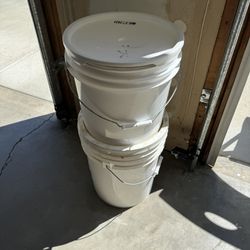 IKEA Clear Bin And 2 Buckets All For 5$ 