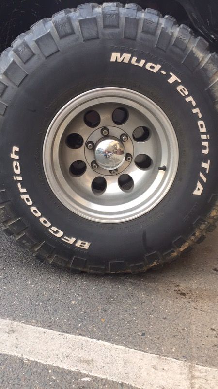 I have some 16/10 bullet holes Chevy wheels