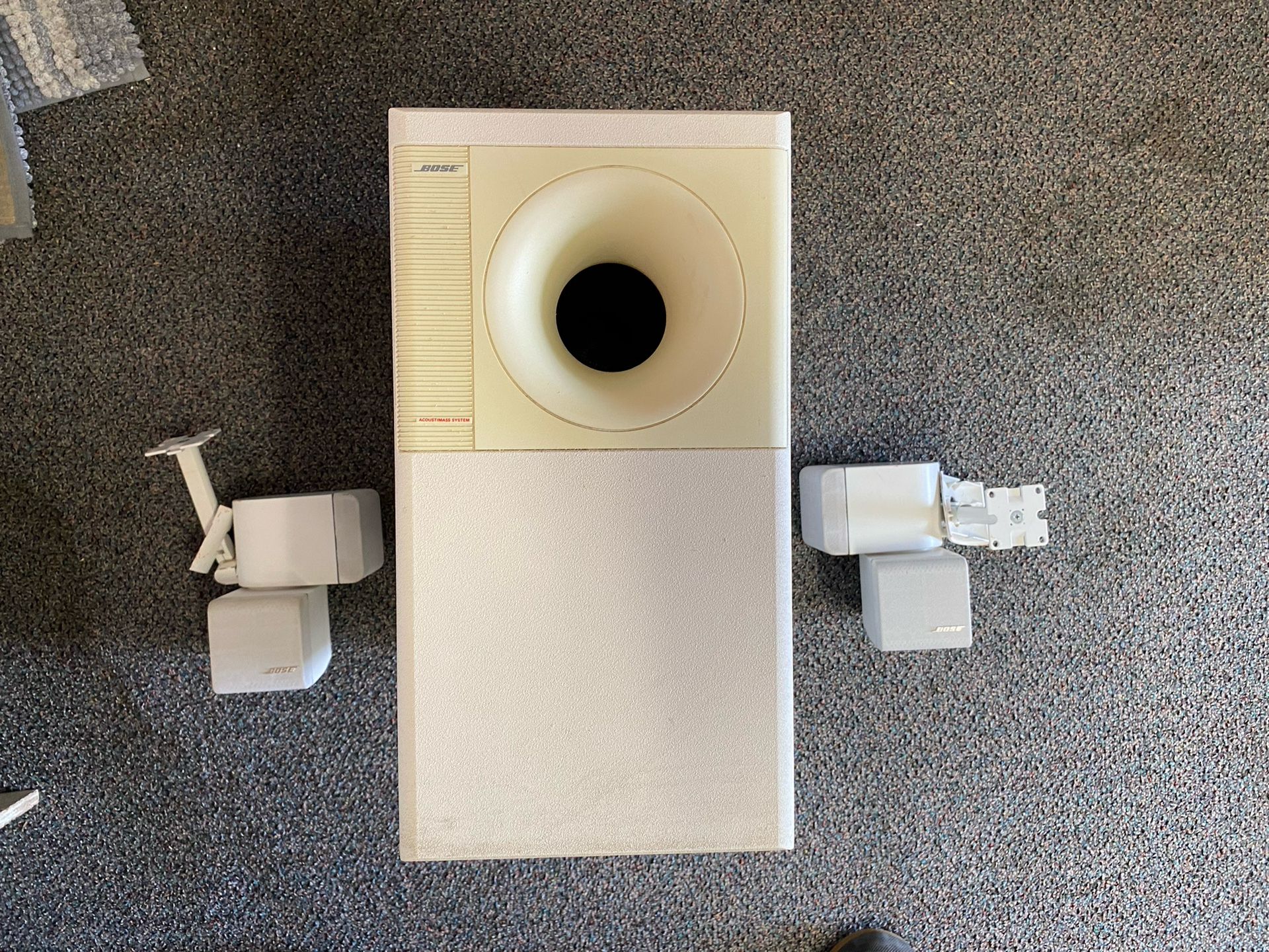Bose Acoustimass 5 Series II Speaker System 2.1 