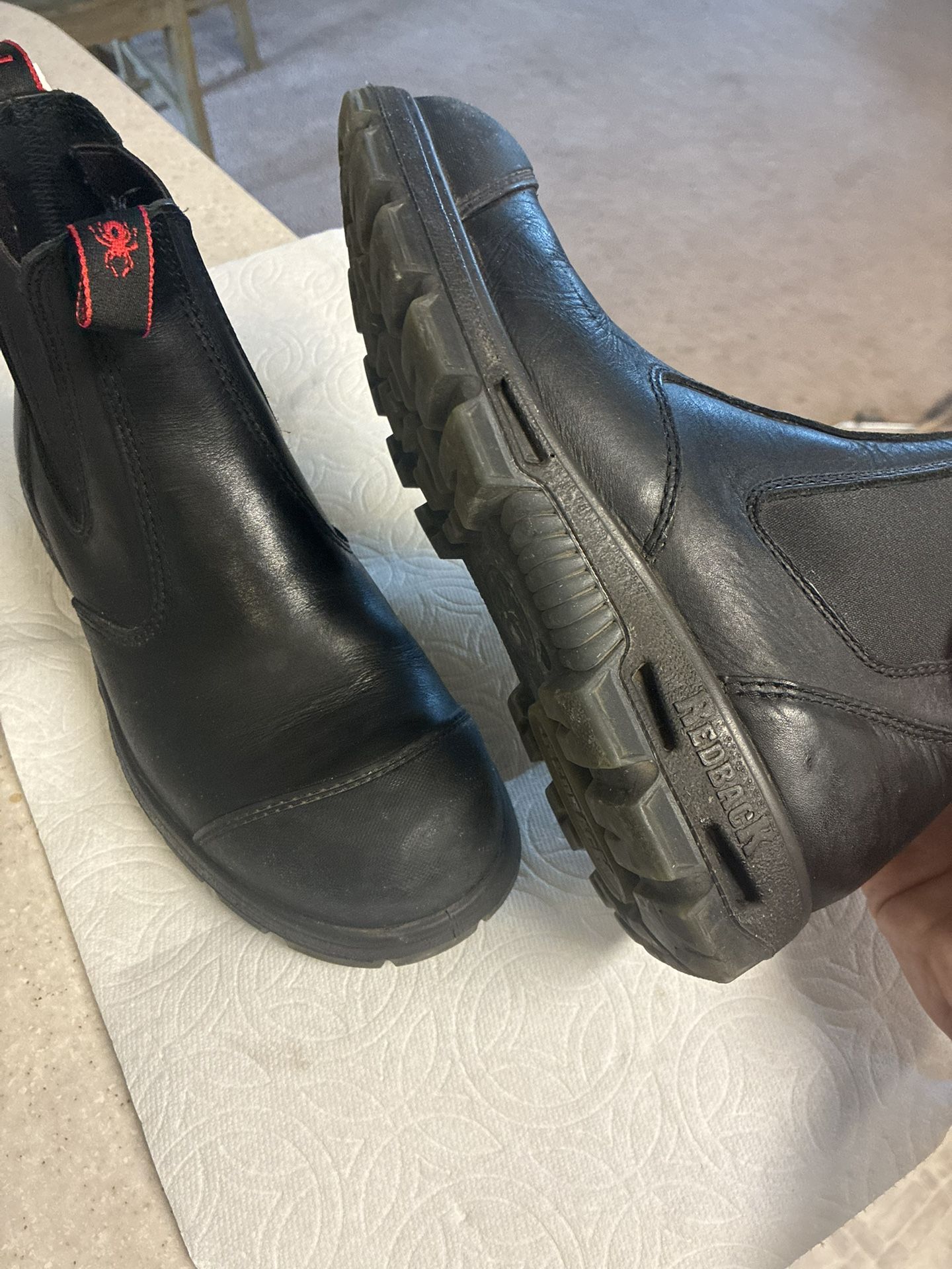 Redback Boots Size 8.5 (US Men’s 9.5)