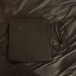 PS4 Slim