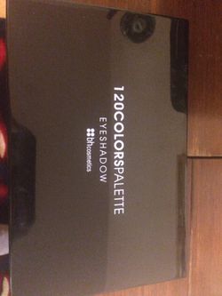 Bh cosmetics 120 eyeshadow palette