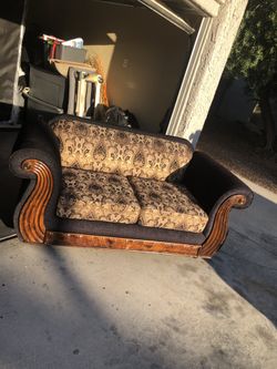 2 Piece Sofa Set !