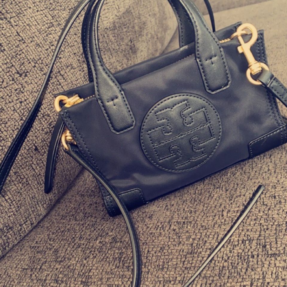 Tory Burch Robinson Small Tote for Sale in San Jose, CA - OfferUp