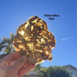 Yellow Mica Genuine Slab 157.6g BEAUTIFUL PIECE