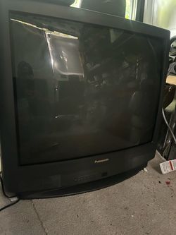 32” Panasonic television set big screen