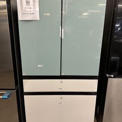 Samsung French Door Refrigerator With Beverage Center (Take It Home In Payments/Llevalo A Casa En Pagos) Read Description