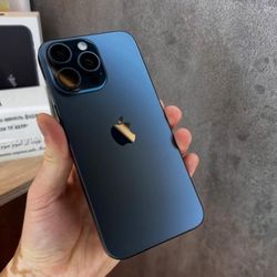 iPhone 15 pro max 128GB Unlocked 