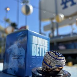 Dodgers Mookie Betts World Series Rings