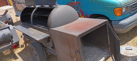 Custom Bar B Q Smoker Trailer