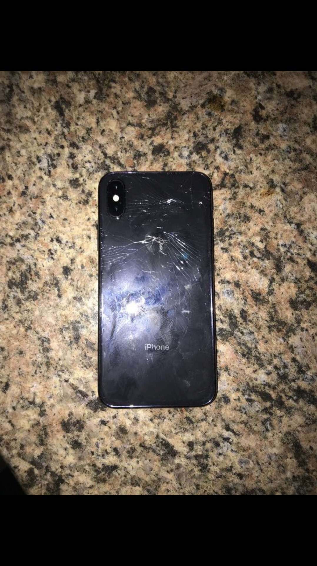 Cracked iPhone X unlocked