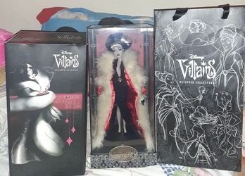Cruella De Vil collectable doll